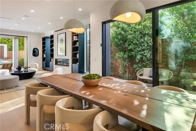 22930 Dolorosa Street, Woodland Hills, CA 91367 - Image #2