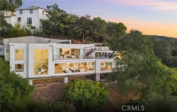 9716 Oak Pass, Beverly Hills, CA 90210