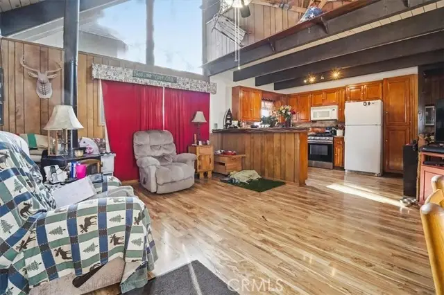 724 Arosa, Crestline, CA 92325 - Image #3