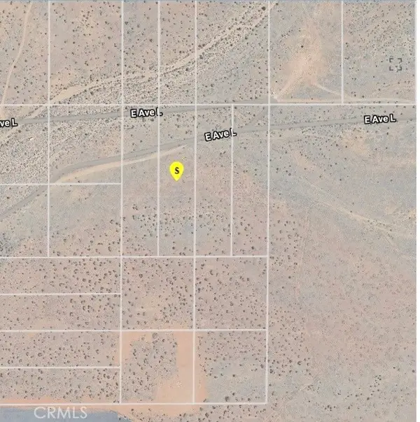 0 VIC AVE L 242 STE, Lancaster, CA 93535