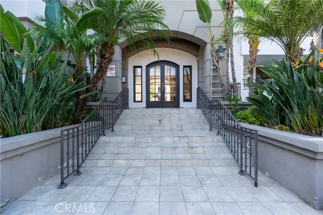 4637 Willis  #110, Sherman Oaks, CA 91403 - Image #1