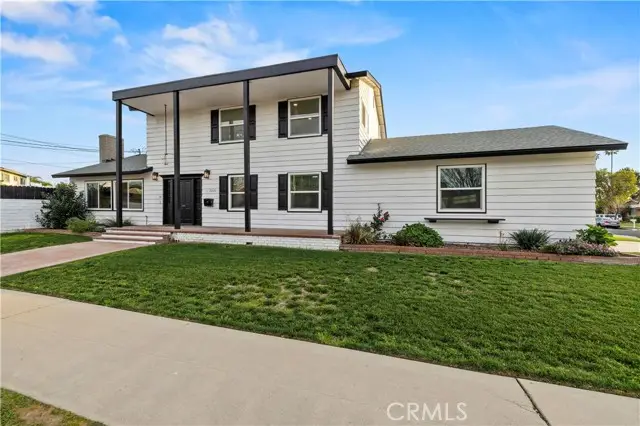 10228 Amestoy, Northridge, CA 91325 - Image #3