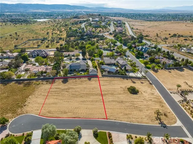 41915 Loma Vista, Lancaster, CA 93536 - #1