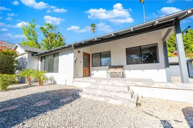 23345 Oxnard, Woodland Hills, CA 91367 - Image #1