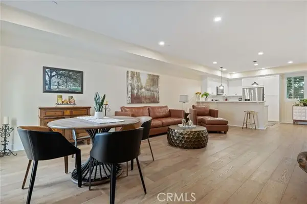 44 Coronado Street  #202, Ventura, CA 93001