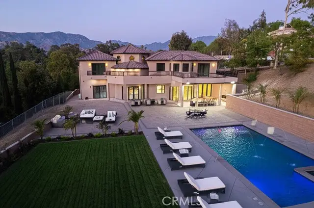 10521 Mary Bell Avenue, Sunland, CA 91040 - Image #1