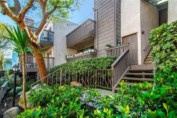 18316 Hatteras  #27, Tarzana, CA 91356