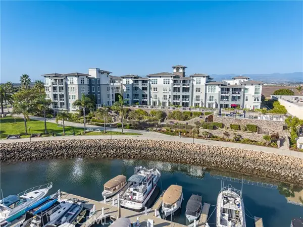 4060 Tradewinds Drive, Oxnard, CA 93035