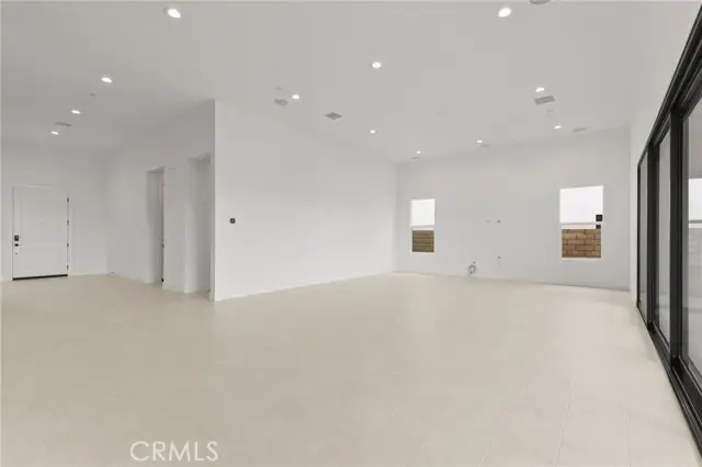 30017 Avenida Sierra Madre, Valencia, CA 91354 - Image #2