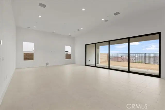 30017 Avenida Sierra Madre, Valencia, CA 91354 - Image #3