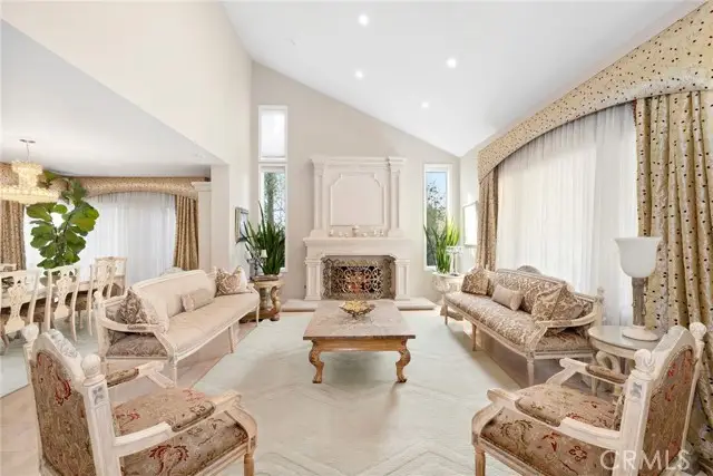 18938 Granada Circle, Porter Ranch, CA 91326 - #2