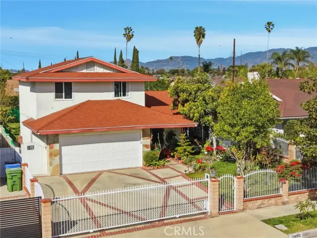 13435 Chase Street, Arleta, CA 91331 - #2