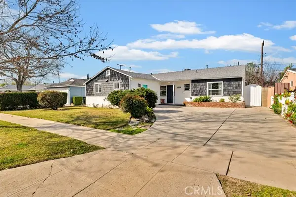 7037 Tunney Avenue, Reseda, CA 91335