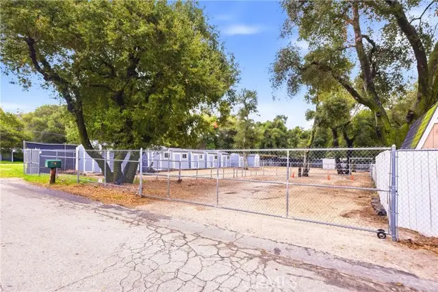 39608 Calle Cascada, Santa Clarita, CA 91390 - #3