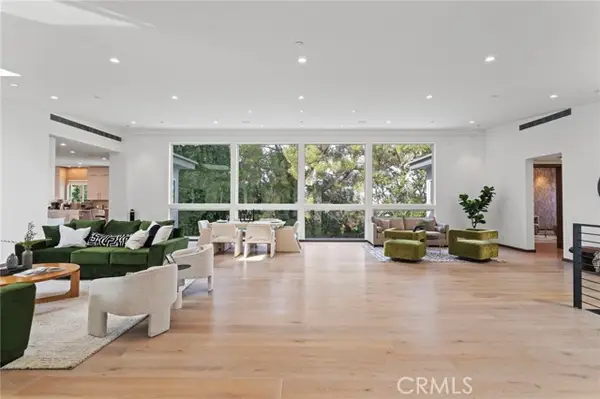 15641 Meadowgate, Encino, CA 91436