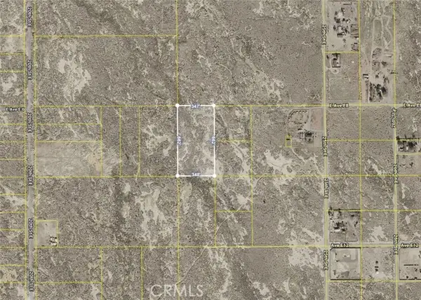 2300 Avenue E8, Lancaster, CA 93535