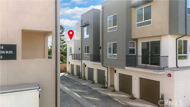 9423 1/2 N. Sepulveda Blvd.  #6, North Hills, CA 91343 - #2