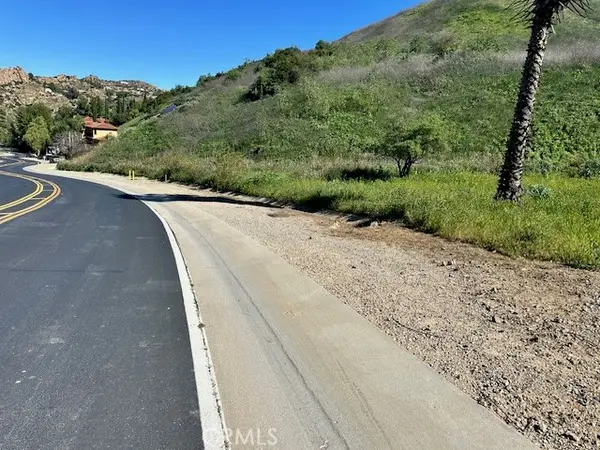 310 Bell Canyon, West Hills, CA 91307