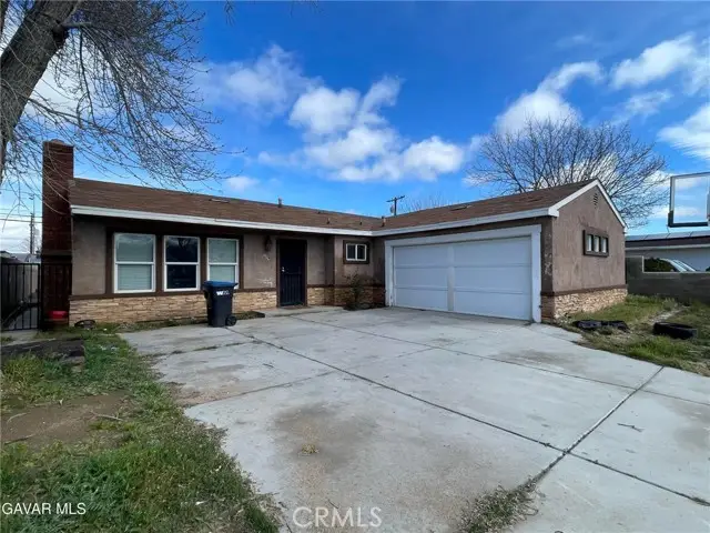 309 Avenue J13, Lancaster, CA 93535 - #1