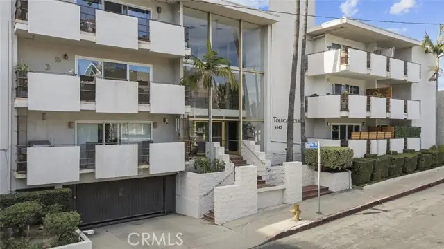 4445 Cartwright Avenue  #106, Toluca Lake, CA 91602 - #2
