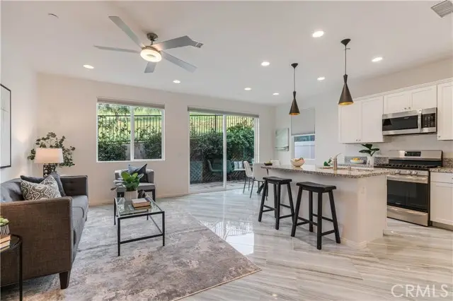 8561 Walnut, West Hills, CA 91304 - #2