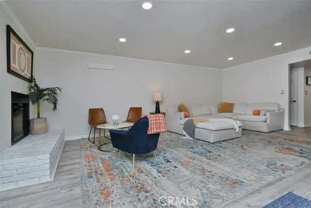 11911 Magnolia Boulevard  #16, Valley Village, CA 91607 - #3