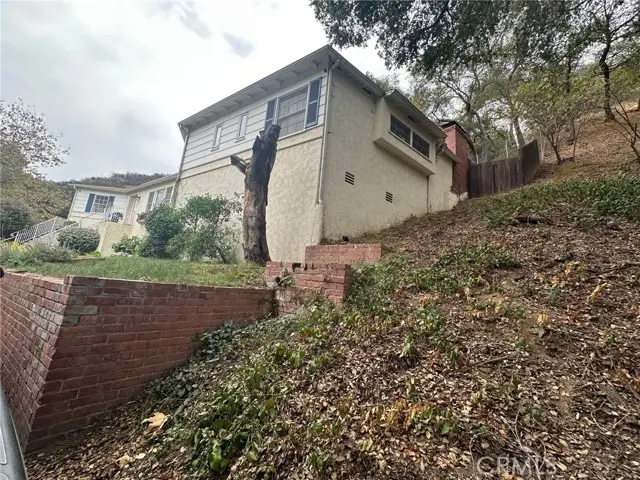 2430 Drury Lane, Glendale, CA 91206 - #3