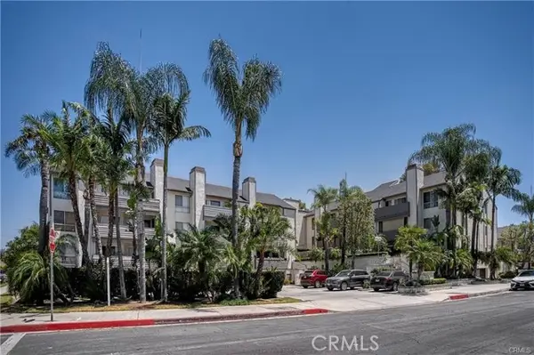20253 Keswick Street  #325, Winnetka, CA 91306