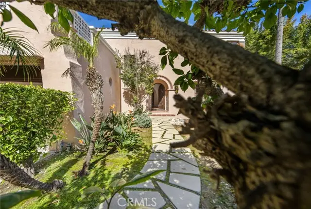 3653 Shannon, Los Angeles, CA 90027 - #2