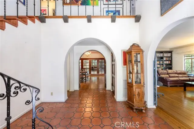 3653 Shannon, Los Angeles, CA 90027 - #3