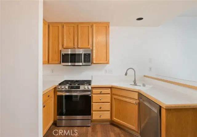 28415 Seco Canyon Road  #125, Saugus, CA 91390 - #2