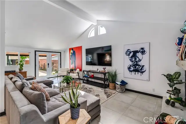 7702 De Soto, Canoga Park, CA 91304 - #3