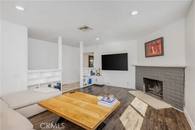 24131 Kittridge, West Hills, CA 91307 - #3