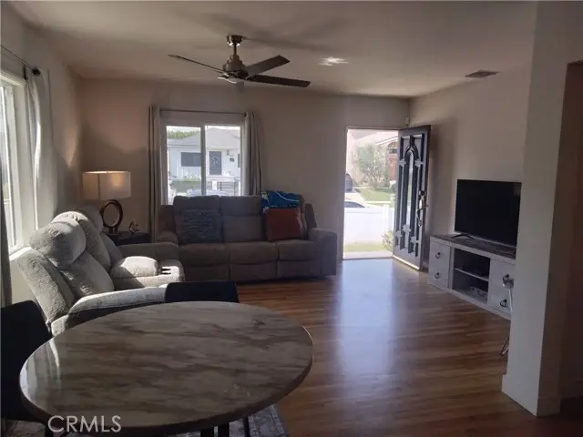 5746 Zelzah Ave, Encino, CA 91316 - #3