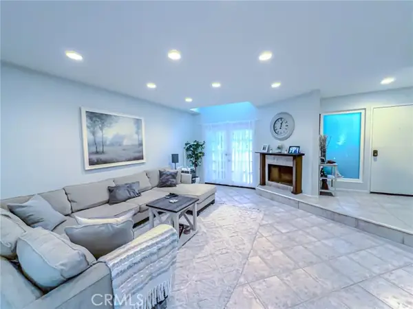 7904 Topanga Canyon Blvd  #3, Canoga Park, CA 91304