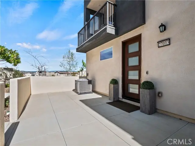 27013 Hummingbird Lane, Valencia, CA 91381 - #3