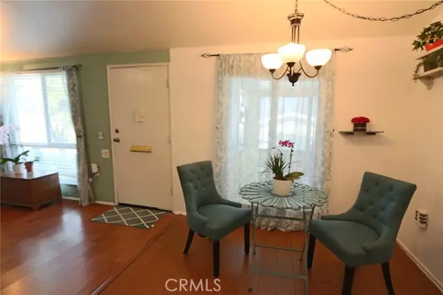 19208 Avenue Of The Oaks  #J, Newhall, CA 91321 - #2