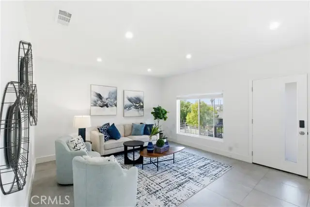 1364 Ridgeley, Los Angeles, CA 90019 - #2