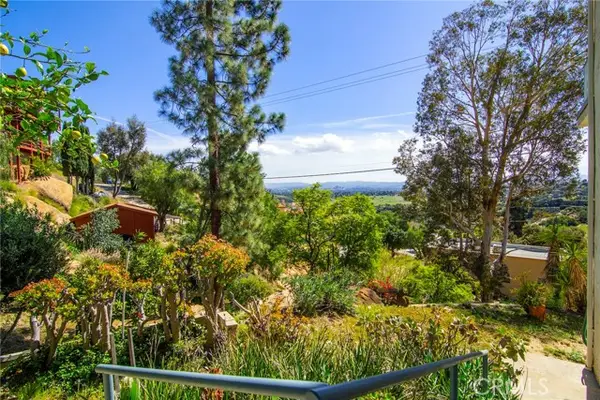 7158 Leota, Canoga Park, CA 91304