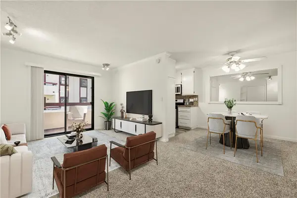 18193 Sundowner Way  #815, Canyon Country, CA 91387