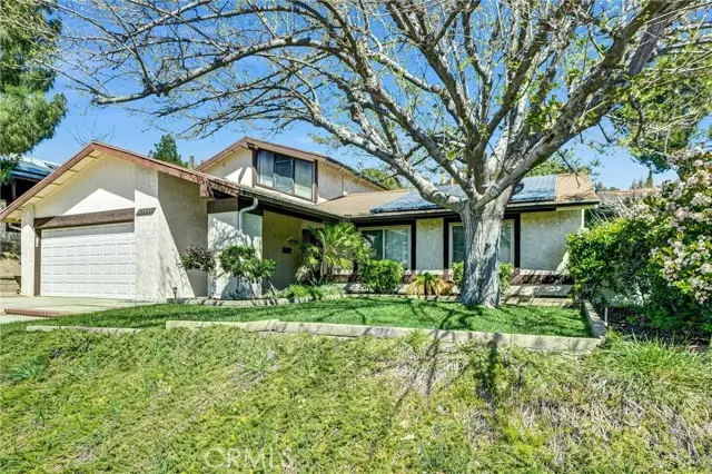 23041 Posada, Valencia, CA 91354 - #2