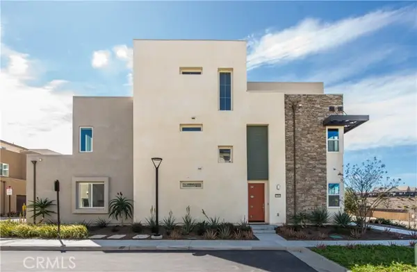 27533 Golden Currant Place, Valencia, CA 91381