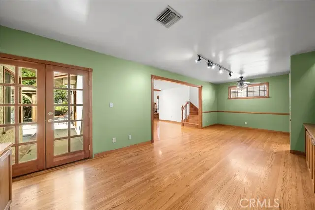 917 Huntington, San Fernando, CA 91340 - #3