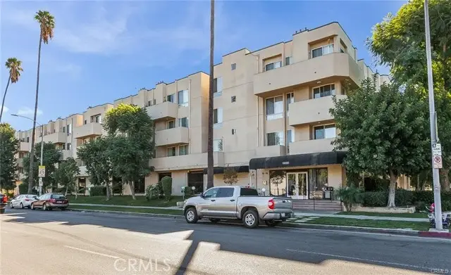 19350 Sherman  #124, Reseda, CA 91335 - #2