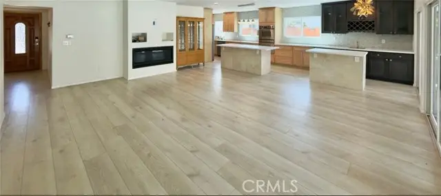 5921 Fallbrook Avenue, Woodland Hills, CA 91367 - #3