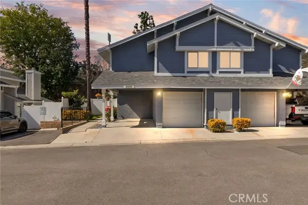 25259 Avenida Dorena, Newhall, CA 91321