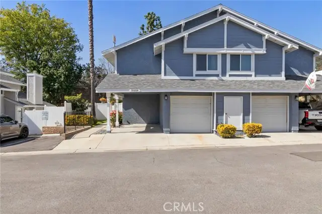 25259 Avenida Dorena, Newhall, CA 91321 - #3