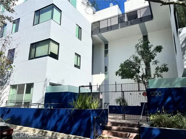 1200 Sweetzer Avenue  #2, West Hollywood, CA 90069 - #1