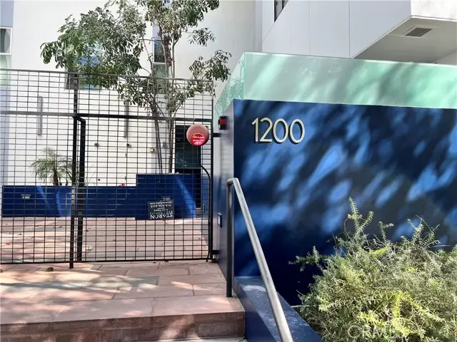 1200 Sweetzer Avenue  #2, West Hollywood, CA 90069 - #3
