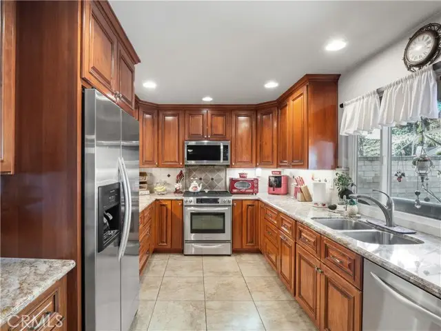 27015 Las Mananitas, Valencia, CA 91354 - #2